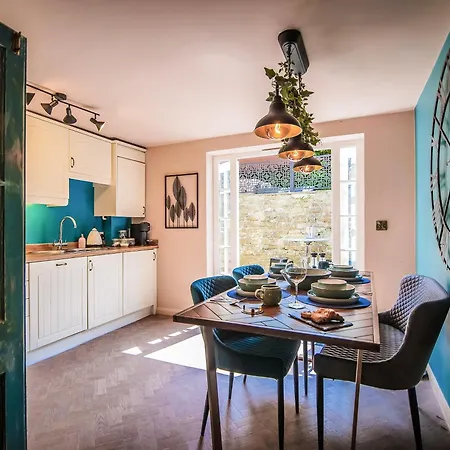 Snowdrop Holiday home *